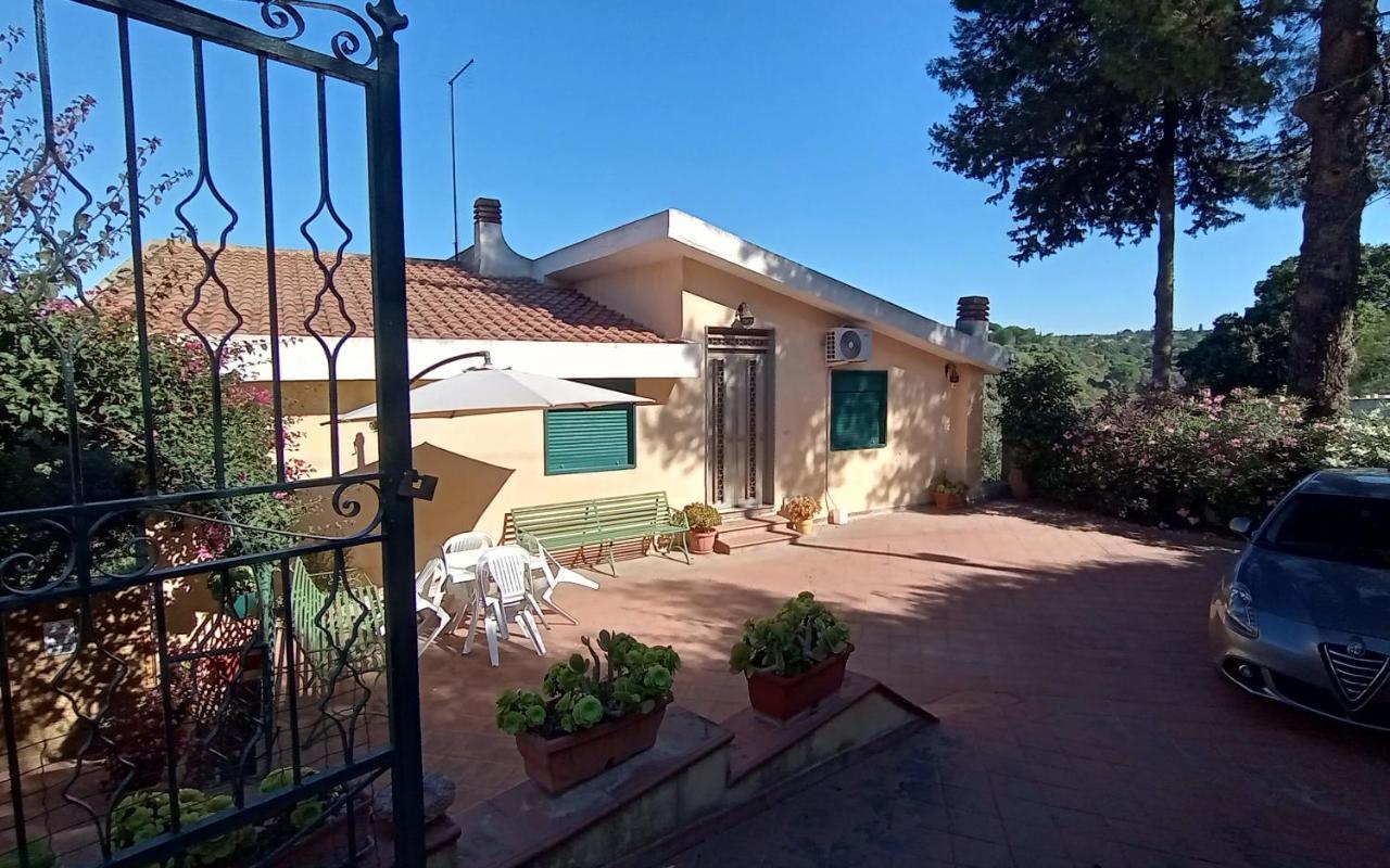 Alla Romana Villa Caltagirone Exterior photo