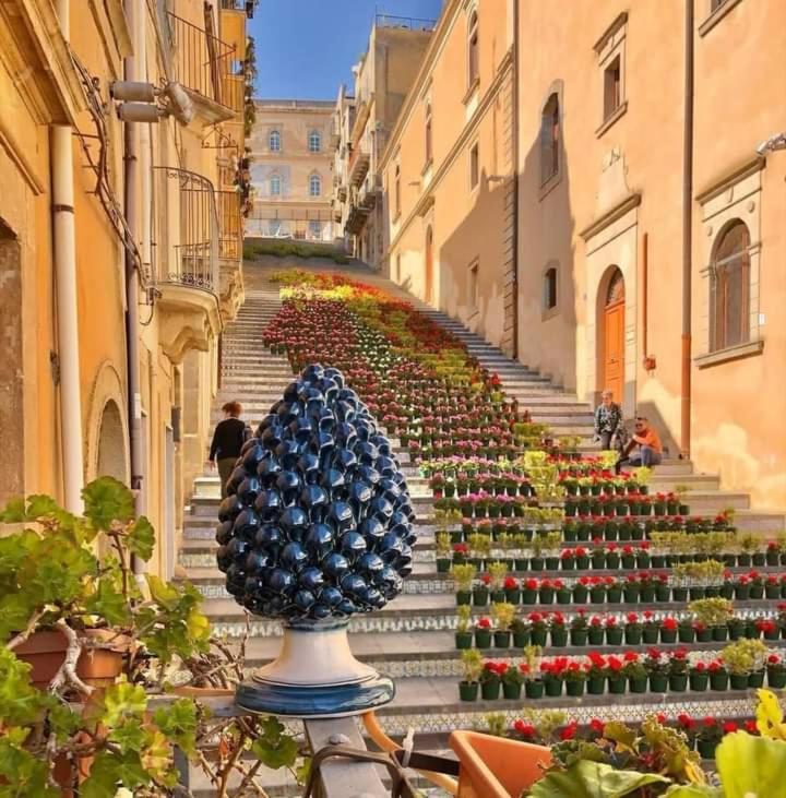 Alla Romana Villa Caltagirone Exterior photo
