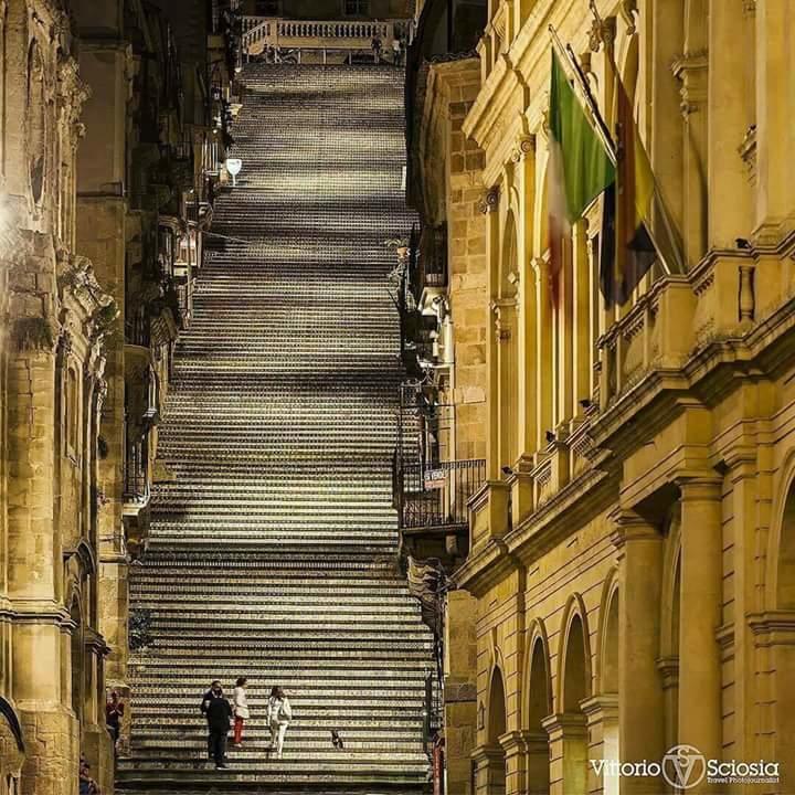 Alla Romana Villa Caltagirone Exterior photo